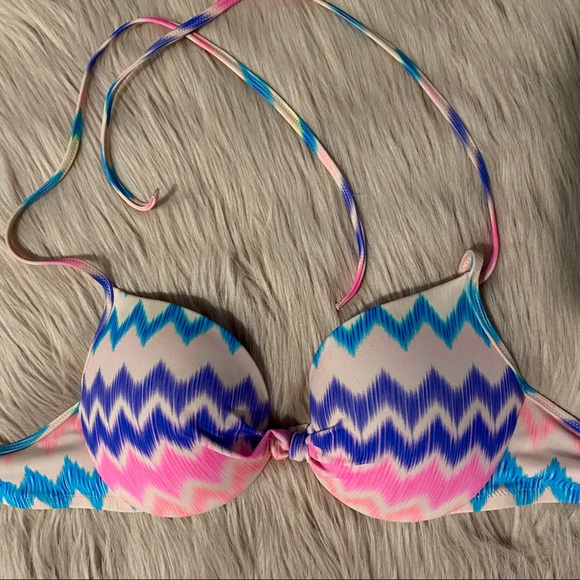 PINK Victoria's Secret Other - Zigzag Bikini Top